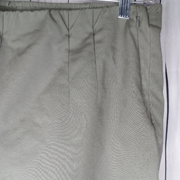 J.Jill Olive Green Pull On Cropped Pants - Picture 6 of 14